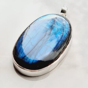 Hangers Labradoriet Ovaal 3 Groot – 925 Zilver