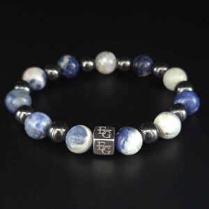 Herenarmband sodaliet 8/10 mm & hematiet “Kos” met s925 zilver logo blok